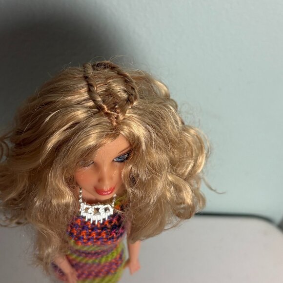 2009 Spin Master Ltd LIV 12" Doll #10523MP Articulated Handmade Dress - Picture 3 of 5